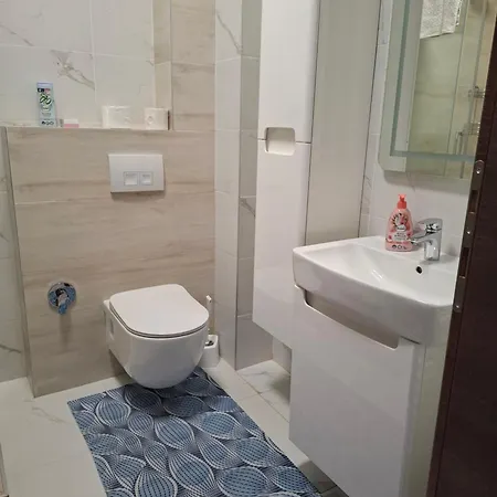Luxury Blue Vi Bulevar 아파트